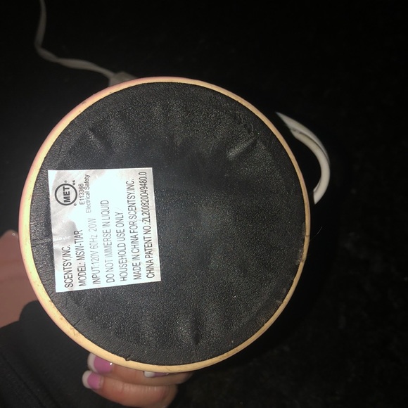 Scentsy warmer. Used good condition - Picture 4 of 6